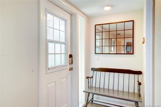 5553 NE Gulfstream Way in Stuart, FL - Building Photo - Building Photo