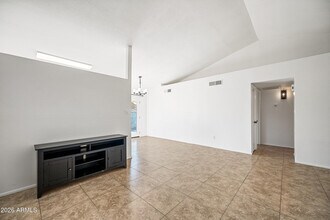 2943 E Irwin Ave in Mesa, AZ - Building Photo - Building Photo