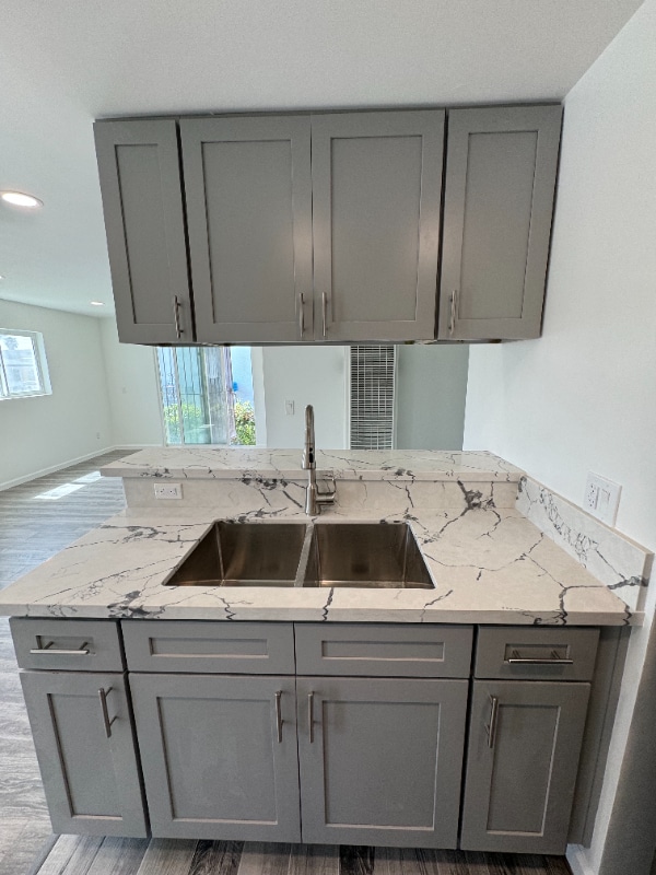 1503 Cochran Ave in Los Angeles, CA - Building Photo - Building Photo