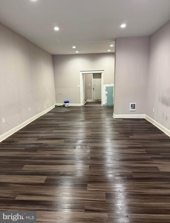 3046 Kensington Ave in Philadelphia, PA - Building Photo - Building Photo