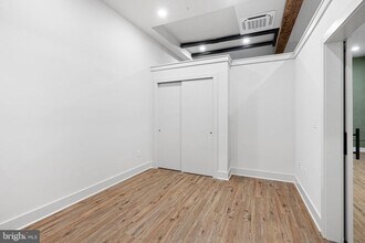 201 Leverington Ave in Philadelphia, PA - Building Photo - Building Photo