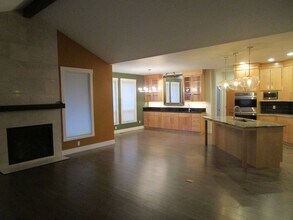 356 SE Sumner Dr in Prineville, OR - Building Photo - Building Photo