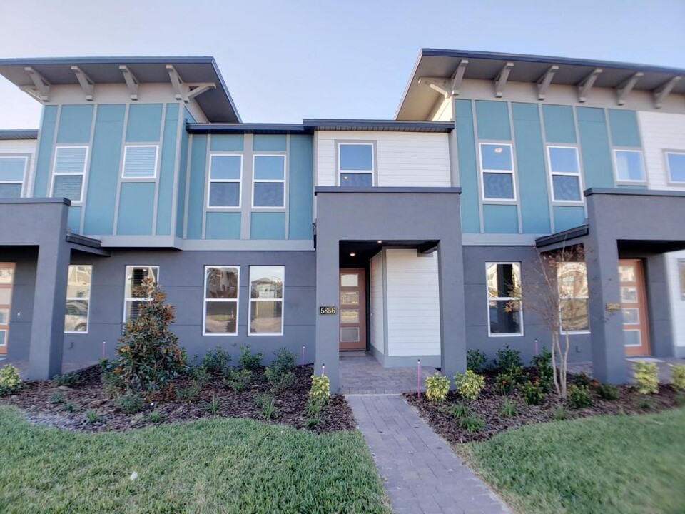 5856 Bimini Twist Loop in Orlando, FL - Building Photo