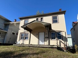 1706 Grand Ave in Toledo, OH - Building Photo