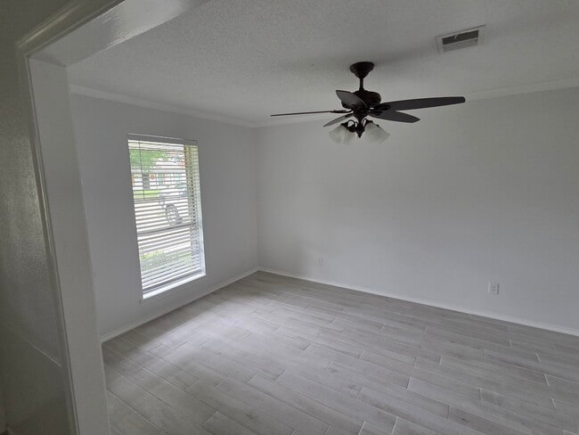 property at 1013 Patricia Dr
