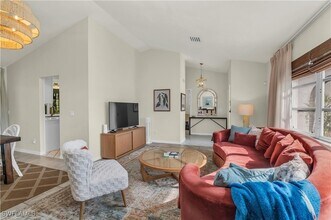 288 Castaways St in Marco Island, FL - Building Photo - Building Photo