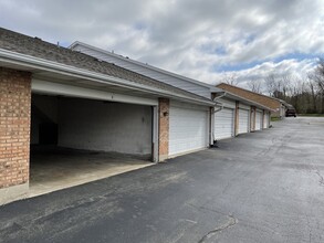 Miamisburg Estates Apartments in Miamisburg, OH - Foto de edificio - Building Photo