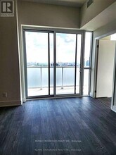 188 Fairview Mall Dr in Toronto, ON - Building Photo - Building Photo