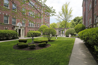 996-1012 Main St in Evanston, IL - Building Photo - Building Photo