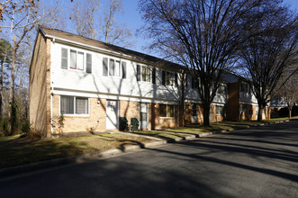 Brookwood Apartments in Roxboro, NC - Building Photo - Building Photo