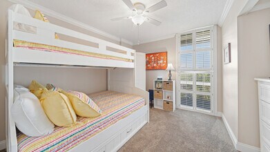 7205 Thomas Dr in Panama City Beach, FL - Building Photo - Building Photo