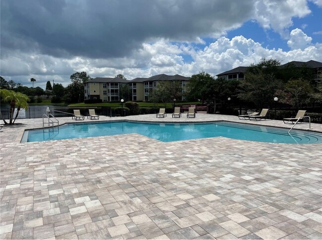 10114 Winsford Oak Blvd, Unit 525 in Tampa, FL - Building Photo - Building Photo