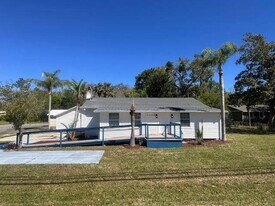 3100 E Moody Blvd in Bunnell, FL - Building Photo