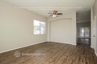 16003 N Lasso Dr in Surprise, AZ - Foto de edificio - Building Photo