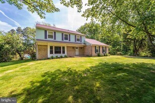13508 Pendleton St in Fort Washington, MD - Building Photo