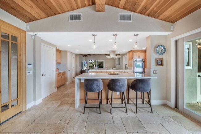 3138 Bonn Dr in Laguna Beach, CA - Building Photo - Building Photo