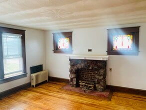 420 Smith St in Dunmore, PA - Building Photo - Building Photo