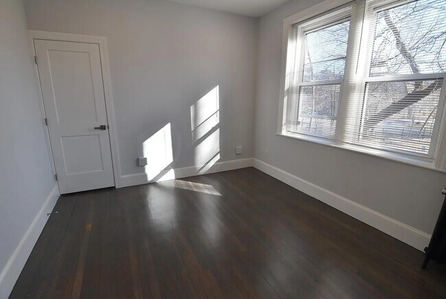 191 Park Dr, Unit 3 in Boston, MA - Building Photo - Building Photo