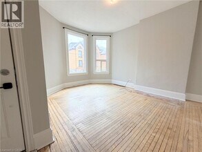 92 Grant Ave in Hamilton, ON - Building Photo - Building Photo