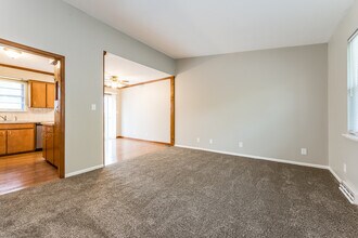 18210 E 27th St S in Independence, MO - Building Photo - Building Photo