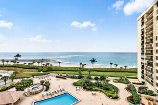 300 Ocean Trail Way in Jupiter, FL - Building Photo