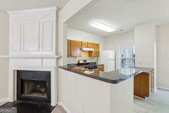 911 Prestwyck Ct in Alpharetta, GA - Building Photo - Building Photo