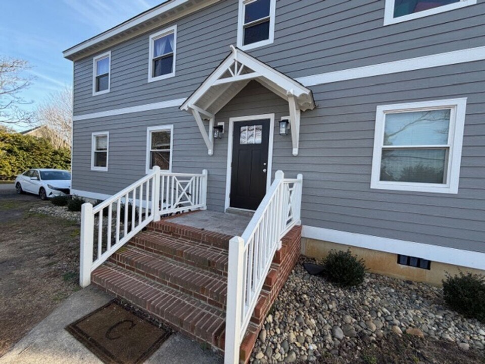 500 Devon St in Manteo, NC - Building Photo