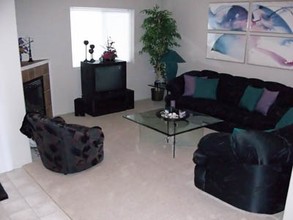 Warewood Village Apartments in Roseburg, OR - Foto de edificio - Interior Photo