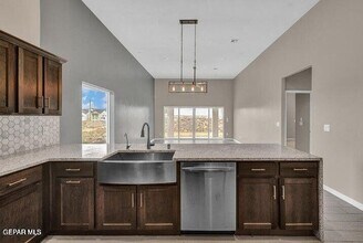 12152 Sanaa Dr in El Paso, TX - Building Photo - Building Photo