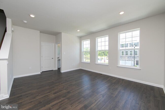 495 Monte Farm Rd in Mount Laurel, NJ - Building Photo - Building Photo