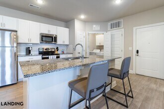 301 E Redstone Ave in Crestview, FL - Building Photo - Building Photo