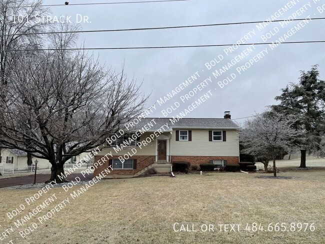 101 Strack Dr in Myerstown, PA - Building Photo - Building Photo