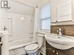 3 Glencairn Ave in Toronto, ON - Building Photo - Building Photo