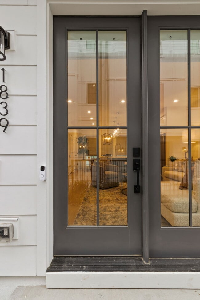 property at 1839 Gotham Ln NE