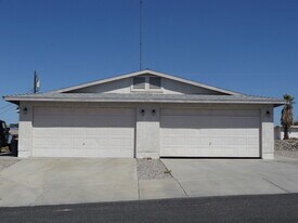 3561 Tomahawk Dr in Lake Havasu City, AZ - Building Photo