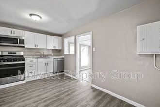 1421 Vero Dr in Wentzville, MO - Building Photo - Building Photo