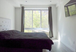 521 W 48th St in New York, NY - Building Photo - Building Photo