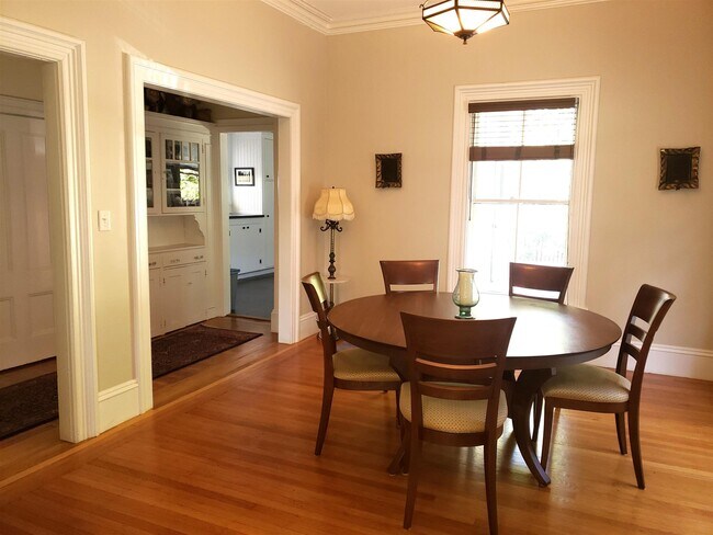 63 Columbus Ave, Unit 1 in Somerville, MA - Building Photo - Building Photo