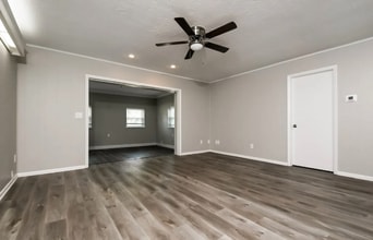 4634 Valley View Dr W in Lakeland, FL - Building Photo - Building Photo