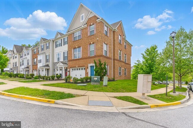 38 Arenas Ct in Capitol Heights, MD - Building Photo - Building Photo