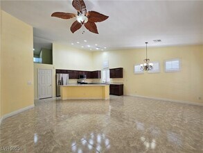 6301 Heather Creek Pl in Las Vegas, NV - Building Photo - Building Photo