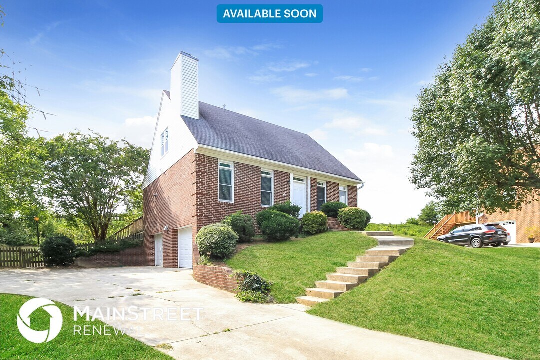 224 Bradford Pl Ln in Lewisville, NC - Building Photo