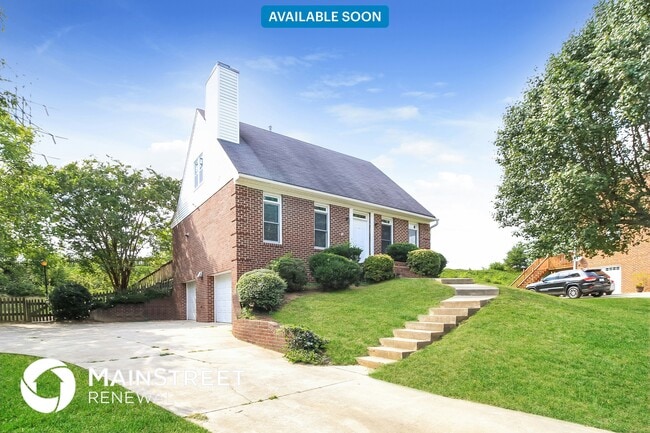 property at 224 Bradford Pl Ln