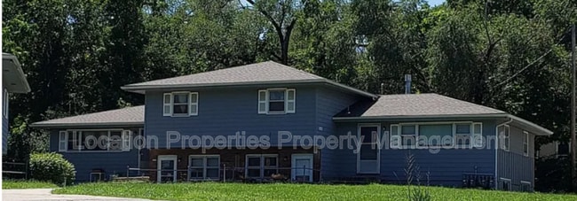 property at 1807 W 4th St