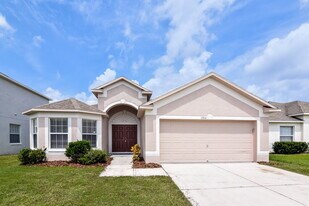 12006 Butler Woods Cir in Riverview, FL - Building Photo