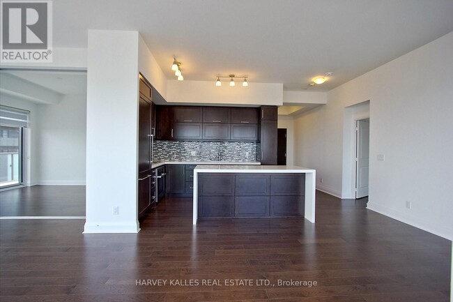 1080-1080 Bay St. in Toronto, ON - Building Photo - Building Photo