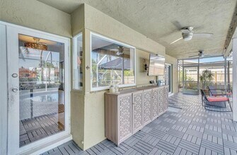 1736 NW 38th St in Oakland Park, FL - Building Photo - Building Photo