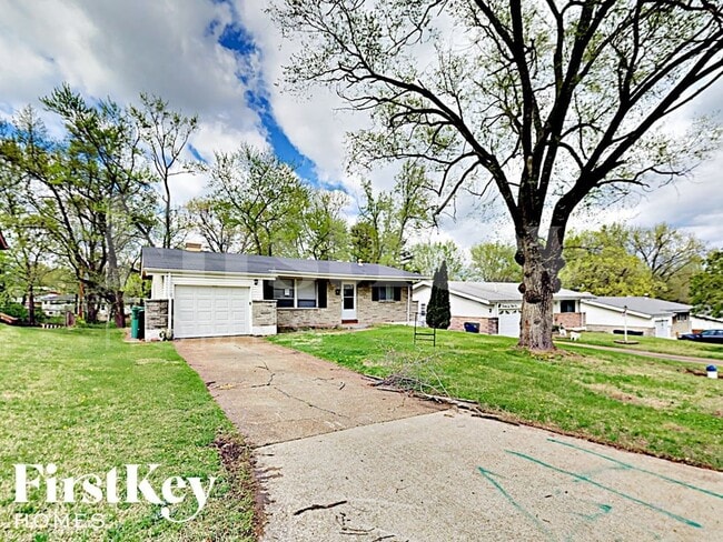 2655 Farber Dr, Unit 2008 in St. Louis, MO - Building Photo - Building Photo