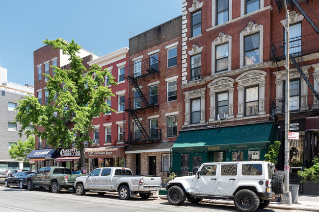 118 Avenue C in New York, NY - Foto de edificio - Building Photo