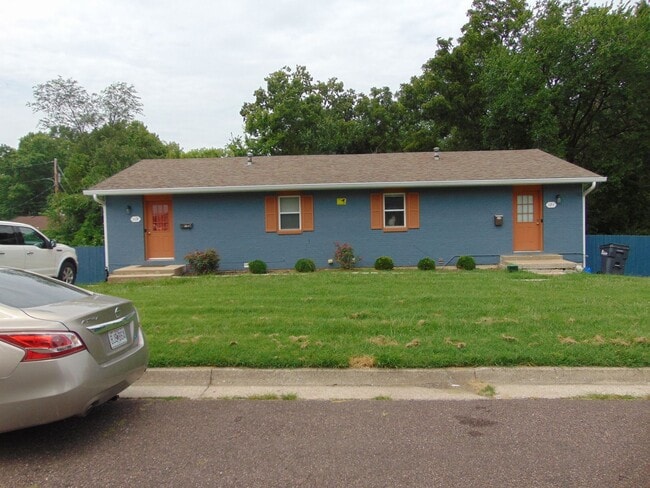 121 Redwood Rd in Columbia, MO - Building Photo - Building Photo